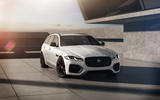 Jag XF Sportbrake 22MY 02 R Dynamic Black Front 3 4 250821 Jag XF Sportbrake 22MY 02 R Dynamic Black Front 3 4 250821