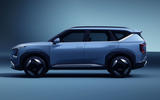 Kia EV5 in studio side Kia EV5 in studio side