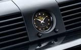 L Classic Trophy 100221 36 L Classic Trophy 100221 36
