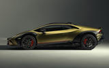 Lamborghini Huracan Sterrato side