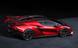 Lamborghini Invencible side static