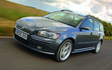 Volvo V70 hero front