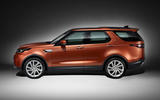 2017 Land Rover Discovery revealed in Paris