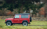 Land Rover Defender V8
