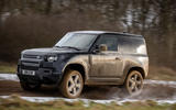 LR defender v8