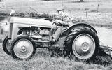 Massey Ferguson TE20