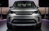 2017 Land Rover Discovery revealed in Paris