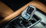 Volvo glass