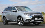 Mitsubishi Outlander adds petrol option