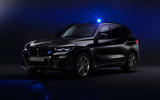 BMW X5 Protection VR6 - front, lights on