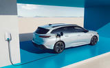 peugeot e308sw rear charging