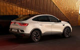 Renault Arkana 2023 side Renault Arkana 2023 side
