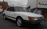 Saab 900S