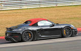 Porsche 718 Boxster Spyder: new pictures show bespoke roof setup