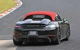 Porsche 718 Boxster Spyder: new pictures show bespoke roof setup