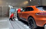 tech column porsche 1109