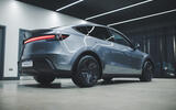 tesla model y 2025 jh 4 1600x1067 b52cd34d 34c9 42b0 92ff 83b0b853fb97