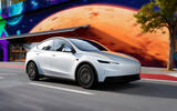 Tesla Model Y Standard dynamic Tesla Model Y Standard dynamic