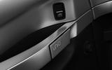 Uniti One door handle