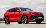 volkswagen tiguan r line front three quarters static 2 volkswagen tiguan r line front three quarters static 2