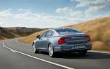 Volvo S90 action