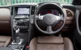 Some of the switchgear doesn’t have the quality feel that you’d hope for Infiniti FX dashboard