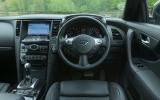 Infiniti QX70 dashboard