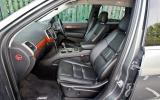 Jeep Grand Cherokee front seats