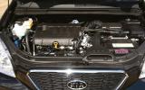 Kia Carens engine bay