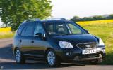Kia Carens cornering