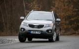 Kia Sorento cornering