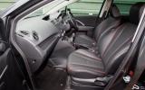 Fine driving position and layout Mazda 5 front seats