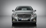 no title New Mercedes R-class revealed