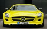 Mercedes SLS E-cell leaks out
