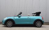Mini Convertible roof unfurling