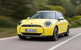 mini cooper se review 2024 17 front tracking