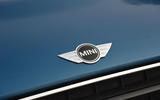 Mini Countryman badging