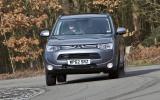 Mitsubishi Outlander cornering