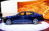 Revised Infiniti Q70 shown in New York