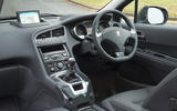 Peugeot 5008 dashboard