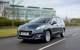 Peugeot 5008 front quarter