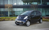 2.5 star Peugeot iOn