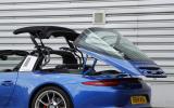 Porsche 911 Targa roof opening