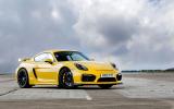 5 star Porsche Cayman GT4