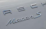 Porsche Macan badging