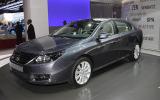 Paris motor show: Renault Latitude