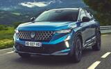 Renault Austral 2025–front cornering dynamic