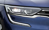 Renault Koleos C-Shaped day running lights
