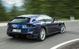 Most supercars are two-seaters. Most supercars are two-seaters.