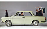 BMW 700
